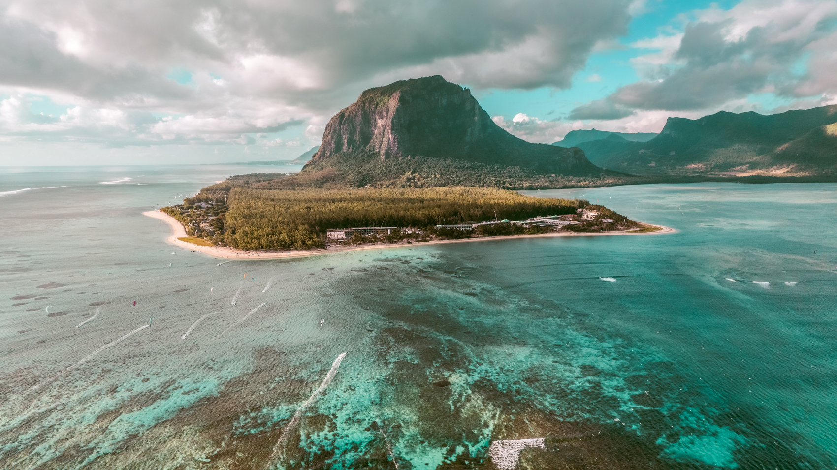 Le Morne Brabant, underwater waterval Mauritius, eiland