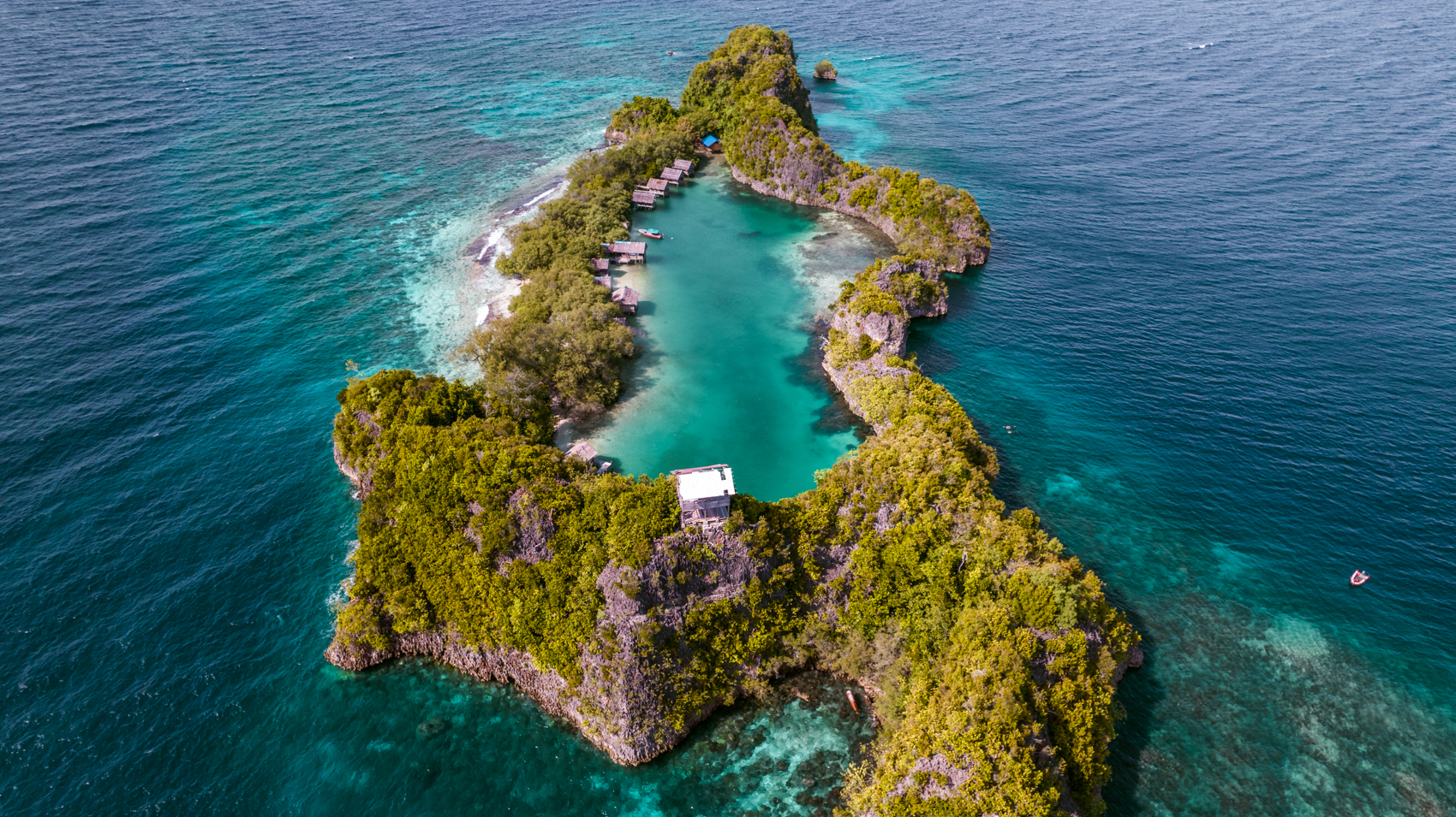 Raja Ampat West-Papoea, praktische informatie, eilandhoppen, zelfstandig reizen