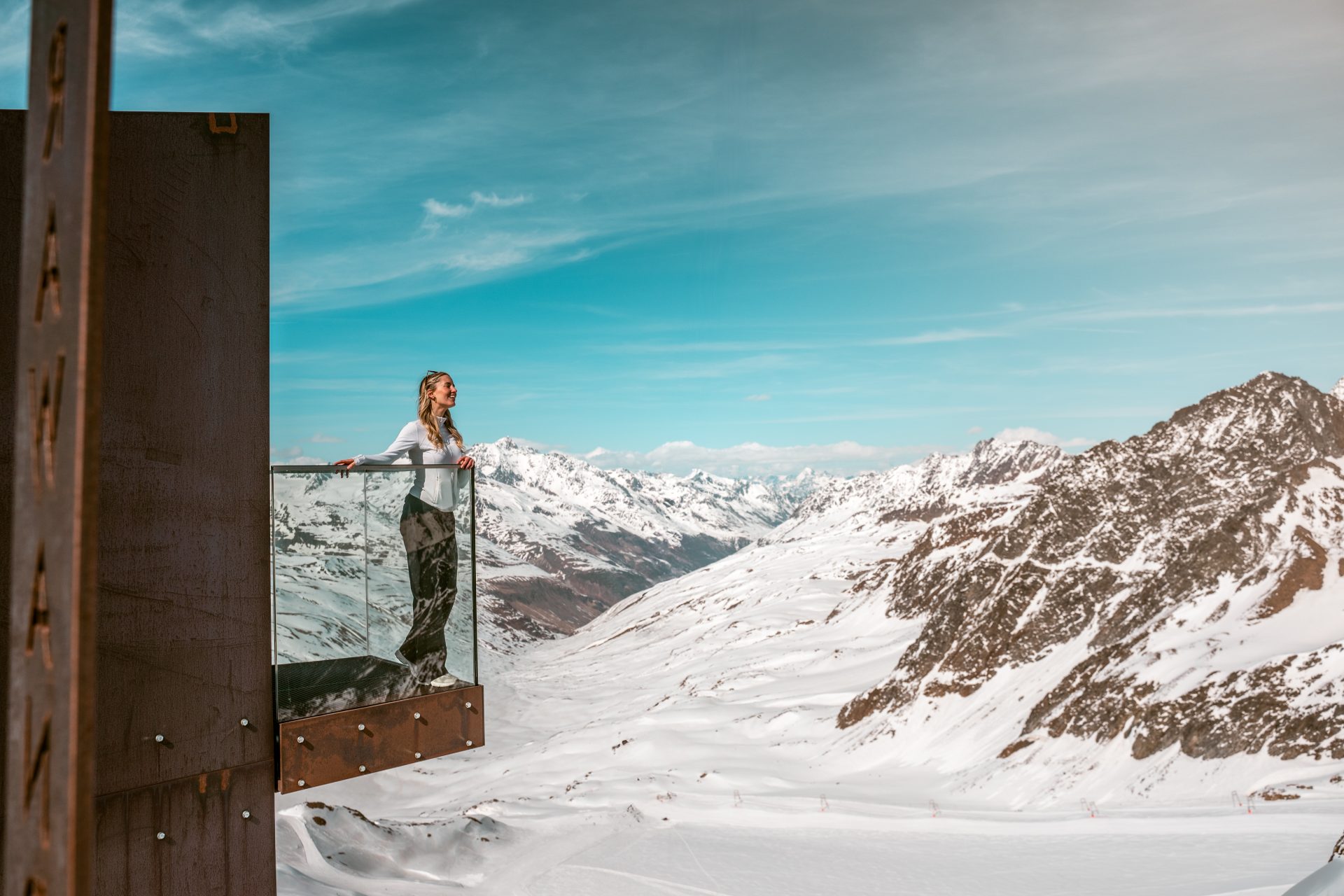 Zuid-Tirol, Vinschgau, Val Venosta, Val Senales, Schnalstaler Gletscher, Iceman ötzi peak, ijsmummie, Italië